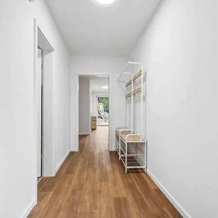 Apartment Haus Mit 6 Sz & 12 Betten, Terrasse, Waschmaschine *