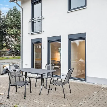 Apartment Haus Mit 6 Sz & 12 Betten, Terrasse, Waschmaschine *