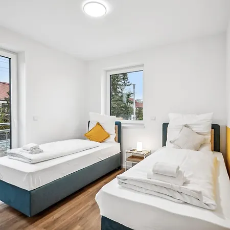 Haus Mit 6 Sz & 12 Betten, Terrasse, Waschmaschine Διαμέρισμα Γιένα
