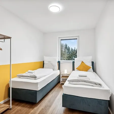 Haus Mit 6 Sz & 12 Betten, Terrasse, Waschmaschine